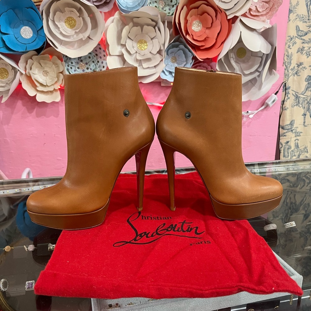 Christian Louboutin Black and Tan Ankle Boots - Picture 4 of 6